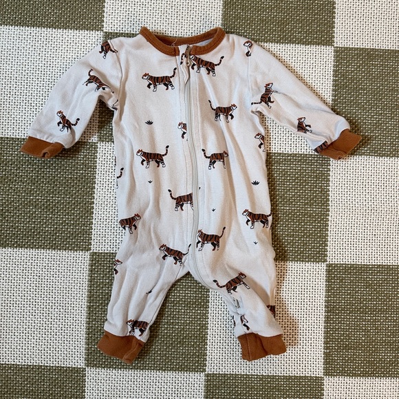 2x Petit Lem footless sleepers (0-3m) - Picture 3 of 4